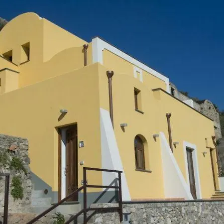 Sleeps 5 Air Con Wifi Praiano