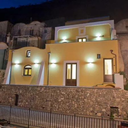 Casa vacanze Sleeps 5 Air Con Wifi