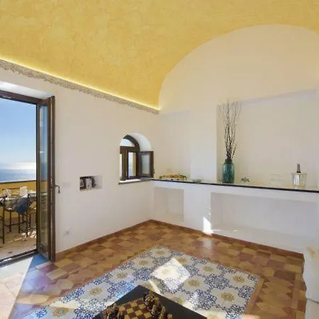Sleeps 5 Air Con Wifi Praiano